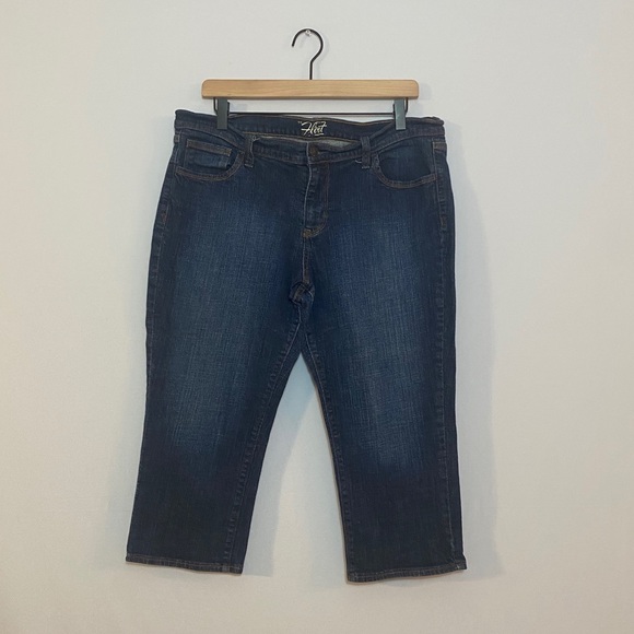 old navy capri jeans